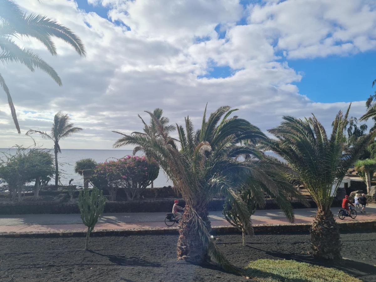 Sabbia Suites Blue Costa Teguise Extérieur photo