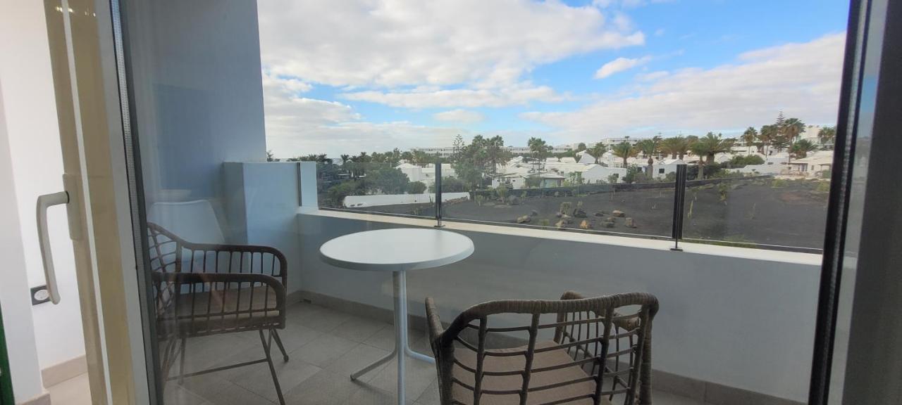 Sabbia Suites Blue Costa Teguise Extérieur photo